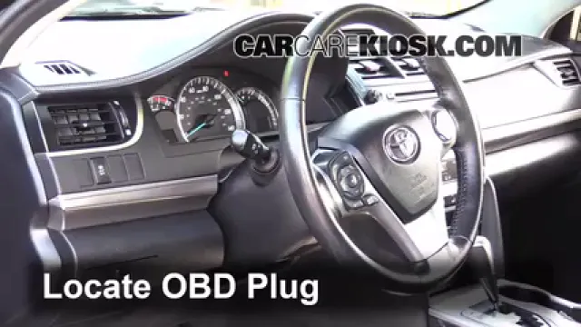 2012 Toyota Camry LE 2.5L 4 Cyl. Compruebe la luz del motor Diagnosticar